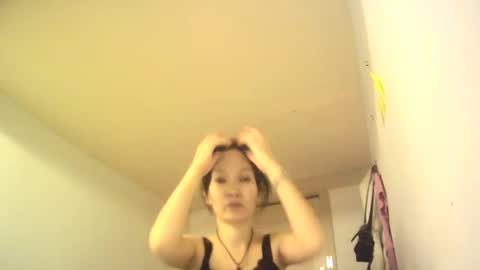 Snapshot of bailliy chatting on February 16, 1:03 am bailliy online show from February 16, 1:03 am