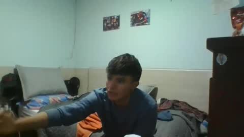 Snapshot of bal3n chatting on January 18, 5:37 pm Bal3n online show from January 18, 5:37 pm