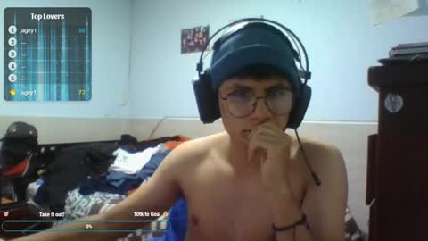 Snapshot of bal3n chatting on March 4, 6:47 am Bal3n online show from March 4, 6:47 am