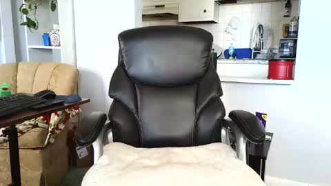 Anthony online show from October 10, 3:11 pm