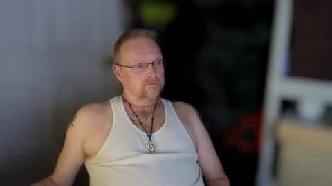 Snapshot of baltomoron69 chatting on July 4, 8:15 pm baltomoron69 online show from July 4, 8:15 pm