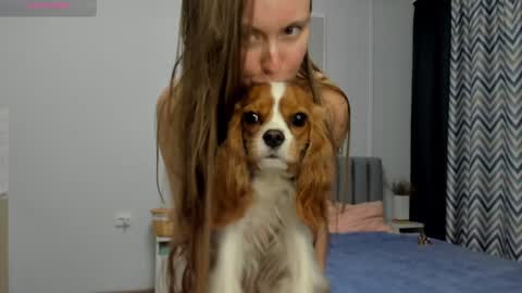 Snapshot of bam_bi chatting on December 5, 2:20 am Kira online show from December 5, 2:20 am