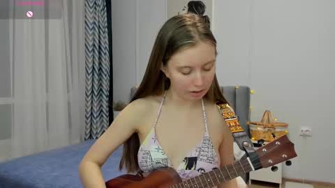 Snapshot of bam_bi chatting on February 14, 12:09 am Kira online show from February 14, 12:09 am