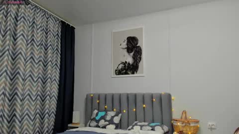 Snapshot of bam_bi chatting on February 15, 5:39 pm Kira online show from February 15, 5:39 pm