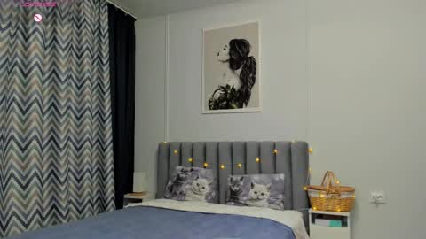 Snapshot of bam_bi chatting on February 28, 11:12 pm Kira online show from February 28, 11:12 pm