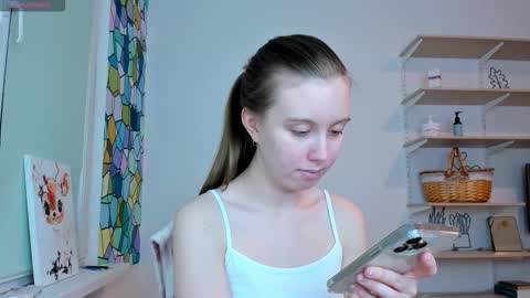 Snapshot of bam_bi chatting on October 16, 5:03 pm Kira online show from October 16, 5:03 pm