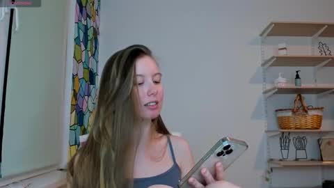 Snapshot of bam_bi chatting on October 23, 9:24 pm Kira online show from October 23, 9:24 pm