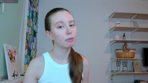 Snapshot of bam_bi chatting on October 28, 9:39 pm Kira online show from October 28, 9:39 pm