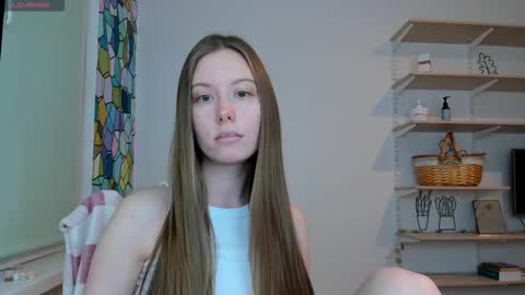 Snapshot of bam_bi chatting on November 2, 9:28 pm Kira online show from November 2, 9:28 pm