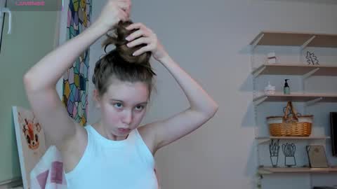 Snapshot of bam_bi chatting on November 7, 3:06 am Kira online show from November 7, 3:06 am