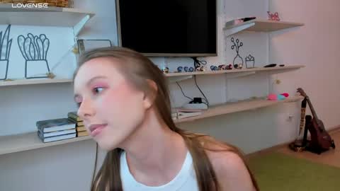 Kira online show from March 13, 5:47 am