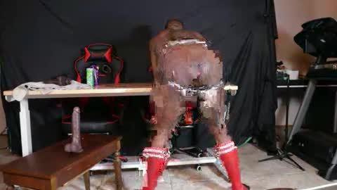 Snapshot of bamaboichrisxxx chatting on December 18, 12:38 am CHRIS GEKKO online show from December 18, 12:38 am