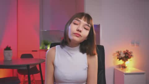 bamba_leyla online show from April 15, 6:31 am