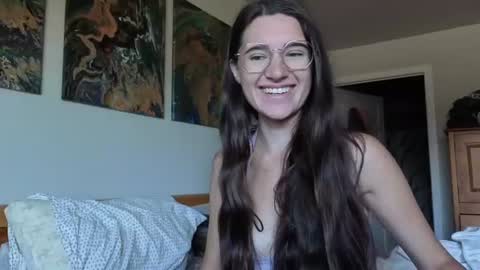 bambifarrina online show from June 19, 3:05 pm