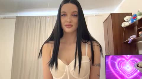 Jene online show from February 17, 9:06 am