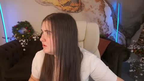 Snapshot of bambiliii chatting on December 27, 9:50 am Bambi online show from December 27, 9:50 am