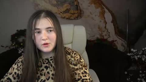 Snapshot of bambiliii chatting on December 30, 6:20 am Bambi online show from December 30, 6:20 am