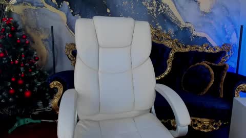 Snapshot of bambiliii chatting on December 31, 6:59 am Bambi online show from December 31, 6:59 am