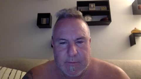 banana5289 online show from May 26, 11:01 pm