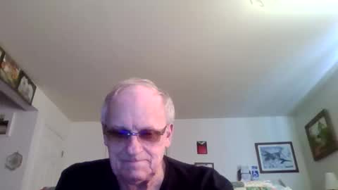 banana_hammock70 online show from April 16, 4:19 pm