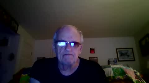 banana_hammock70 online show from April 19, 12:48 pm