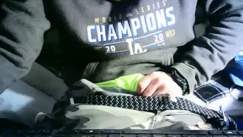 banginondadrumsalldaylong online show from December 15, 1:35 am