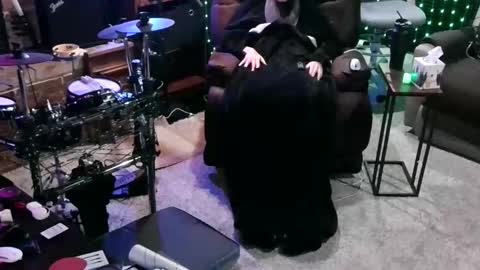 BANJOEY online show from March 18, 3:20 am