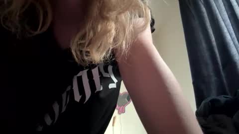 charliejones online show from October 16, 2:07 pm