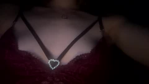 charliejones online show from November 8, 10:41 pm