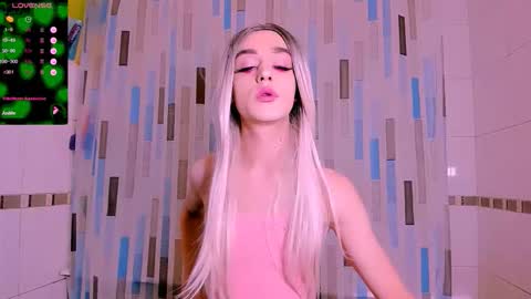 Snapshot of barbara_6_6_6 chatting on January 9, 10:51 am Barbara Blossom online show from January 9, 10:51 am