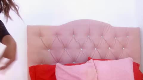 barbara_baker_ online show from October 31, 3:18 am