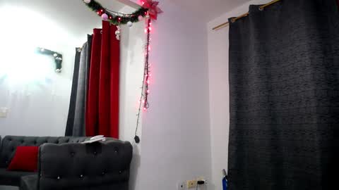 Snapshot of barbaraferrer69 chatting on December 10, 7:16 am BARBARA FERRER online show from December 10, 7:16 am