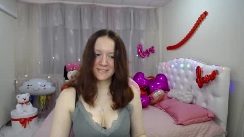 Snapshot of barbarastily chatting on January 31, 2:39 pm barbarastily online show from January 31, 2:39 pm