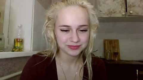 barbie___girl online show from January 16, 7:51 pm