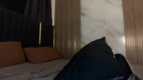 Snapshot of barbie_aiko chatting on October 16, 7:48 pm A I K O online show from October 16, 7:48 pm