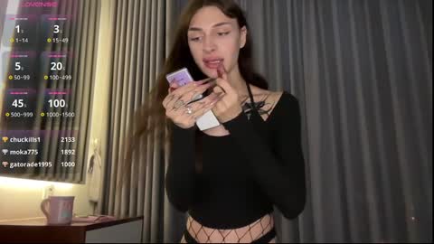 My name is Molly. Please say hello I like talking to you. If you have any wishes or obscene desires please use the tip menu online show from December 5, 10:55 am