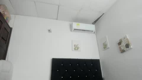 barbie_ds online show from April 17, 12:19 pm