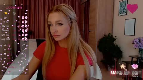 Snapshot of barbie_kiss1 chatting on January 20, 3:59 am barbie online show from January 20, 3:59 am