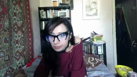 Snapshot of barbie_rococo chatting on June 6, 9:47 am barbie_rococo online show from June 6, 9:47 am