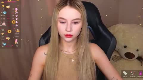 Snapshot of barbieee_doll chatting on September 23, 11:46 am Eva online show from September 23, 11:46 am