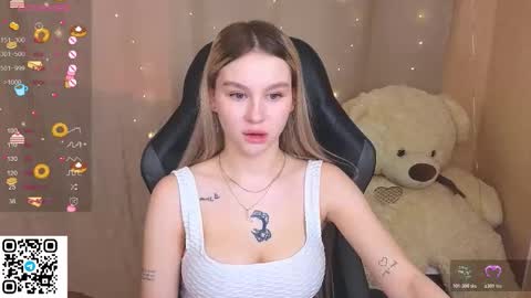 Snapshot of barbieee_doll chatting on November 4, 11:20 am Eva online show from November 4, 11:20 am