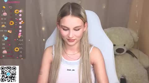 Snapshot of barbieee_doll chatting on November 7, 7:36 pm Eva online show from November 7, 7:36 pm