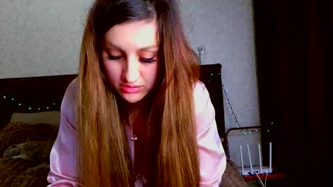 Snapshot of barbiegirl05 chatting on January 14, 1:00 am Barbie online show from January 14, 1:00 am