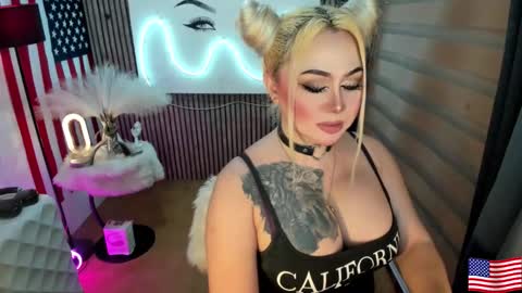 Snapshot of barbietop_alexa69 chatting on September 24, 5:16 pm Miss Alexa Fields online show from September 24, 5:16 pm