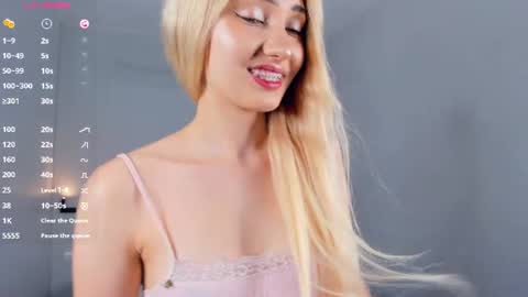 Snapshot of barbimia chatting on July 16, 2:56 pm Mia online show from July 16, 2:56 pm
