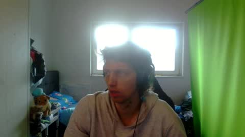 Snapshot of barca200 chatting on June 7, 6:17 am barca200 online show from June 7, 6:17 am