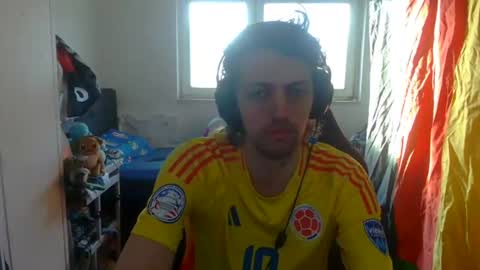 Snapshot of barca200 chatting on June 17, 3:53 am barca200 online show from June 17, 3:53 am