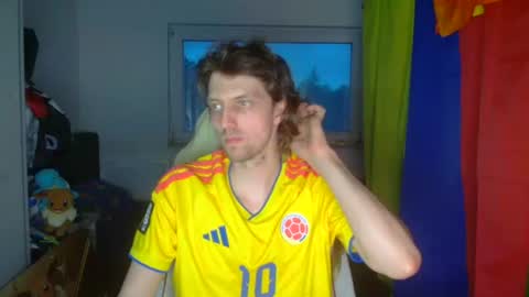 Snapshot of barca200 chatting on July 7, 7:51 pm barca200 online show from July 7, 7:51 pm