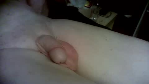 Snapshot of barenaked07 chatting on February 16, 2:09 am barenaked07 online show from February 16, 2:09 am