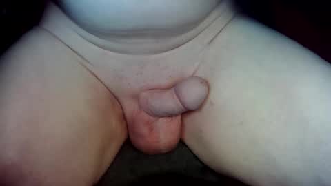 Snapshot of barenaked07 chatting on September 13, 4:51 pm barenaked07 online show from September 13, 4:51 pm